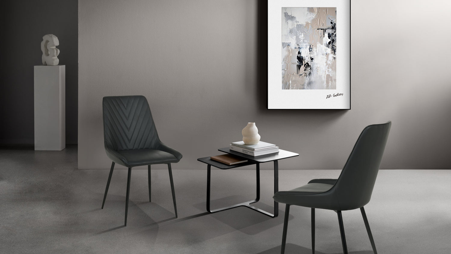 What are the characteristics that make faux leather chairs so popular?