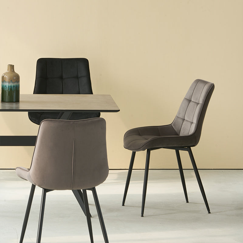 Create a sleek dining look with the Laila 240×90 cm marble pattern table and six Orozco velvet chairs on metal legs. Elegant and built to last.