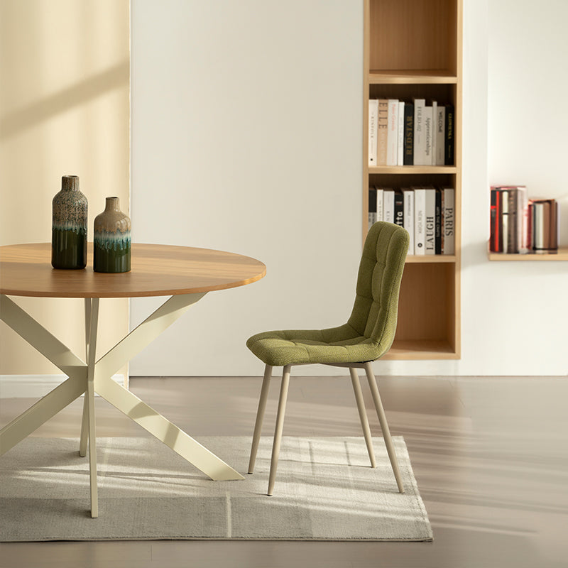 Discover the OFCASA Tilly Round Dining Table. 120 cm wood-effect melamine top, sturdy metal X-legs, and easy assembly—perfect for table and 4 dining chairs in modern UK homes.