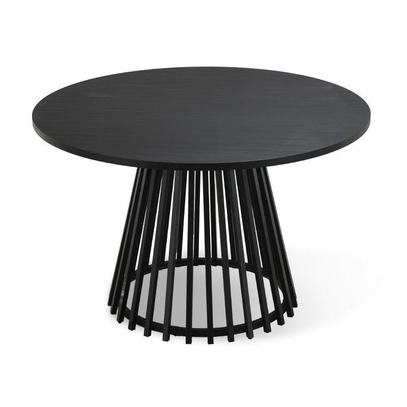 Discover the OFCASA Veronica 120 cm Round Dining Table with oak-effect top and sculptural metal base. Ideal for table and 4 dining chairs in modern UK homes.